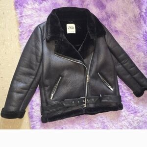 Zara Black Textured Jacket with Belt